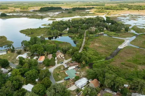 4190 E Lake Park Dr, Hernando, FL 34442