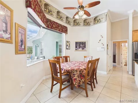 Dining - 2932 N Clements Ave, Hernando, FL 34442 photo 3 of 4