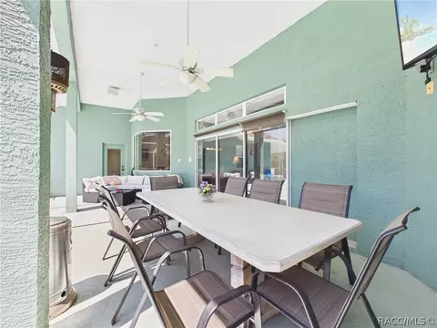 Exterior - 2932 N Clements Ave, Hernando, FL 34442 photo 7 of 16