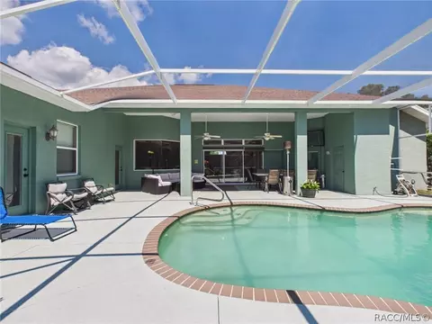 Exterior - 2932 N Clements Ave, Hernando, FL 34442 photo 9 of 16
