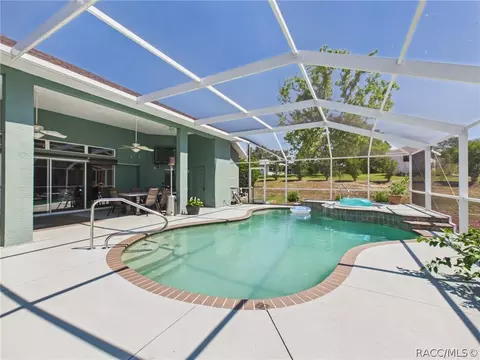 Exterior - 2932 N Clements Ave, Hernando, FL 34442 photo 4 of 16