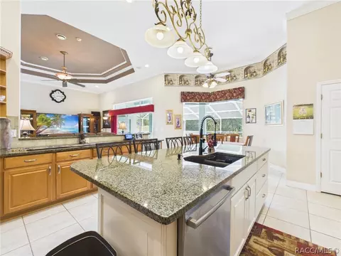 Kitchen - 2932 N Clements Ave, Hernando, FL 34442 photo 4 of 7