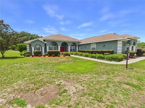2932 N Clements Ave, Hernando, FL 34442 photo 2