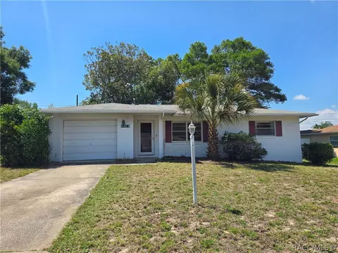 316 S Fillmore St, Beverly Hills, FL 34465