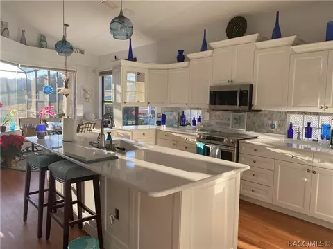 Kitchen - 84 W Doerr Path, Hernando, FL 34442 photo 1 of 6