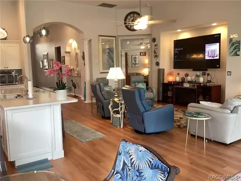 Living - 84 W Doerr Path, Hernando, FL 34442 photo 2 of 2