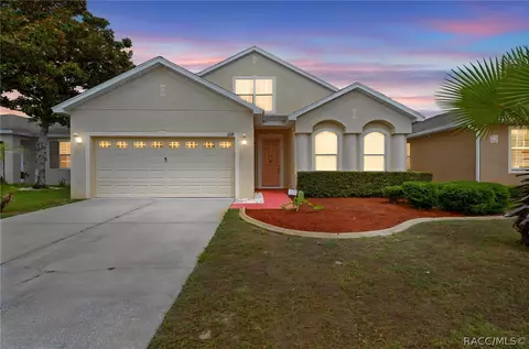 699 Winthrop Dr, Spring Hill, FL 34609
