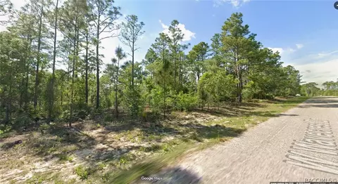 1965 W Wavecrest Dr, Dunnellon, FL 34434