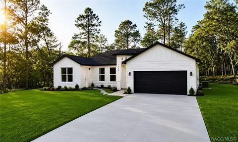 1133 W Nankeen Dr, Dunnellon, FL 34434