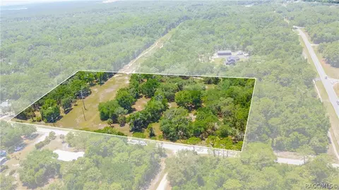 20 Cove Rd, Inglis, FL 34449
