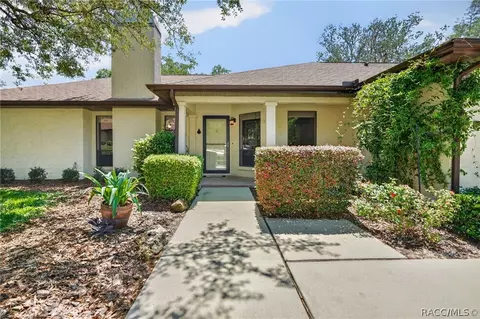 1766 N Ensign Pt, Crystal River, FL 34429