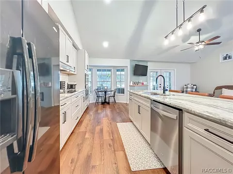 Kitchen - 390 W Olympia St, Hernando, FL 34442 photo 7 of 8
