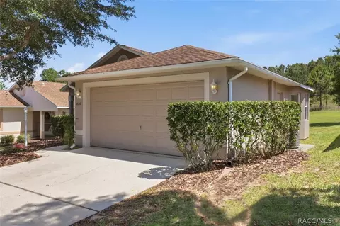 Exterior - 826 W Cockatiel Loop, Hernando, FL 34442 photo 7 of 8