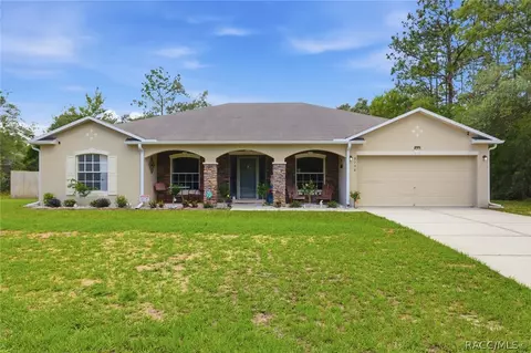 8798 N Raidin Dr, Dunnellon, FL 34433