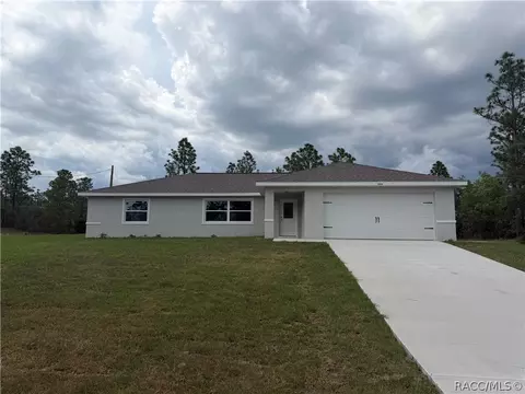 10330 N G Martinelli Blvd, Citrus Springs, FL 34433