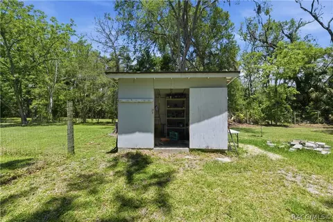 Exterior - 17631 SE 37th Ave, Inglis, FL 34449 photo 8 of 9
