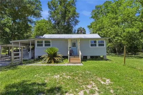 Exterior - 17631 SE 37th Ave, Inglis, FL 34449 photo 5 of 9