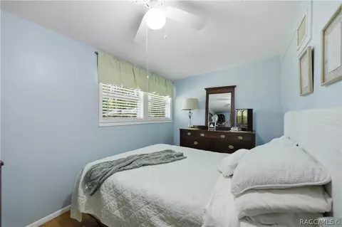 Bedroom - 17631 SE 37th Ave, Inglis, FL 34449 photo 1 of 4
