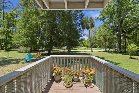 Exterior - 17631 SE 37th Ave, Inglis, FL 34449 photo 6 of 9