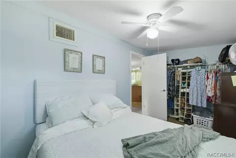 Bedroom - 17631 SE 37th Ave, Inglis, FL 34449 photo 2 of 4