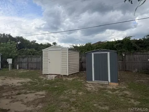1685 N Arkansas Ter, Hernando, FL 34442 photo 7