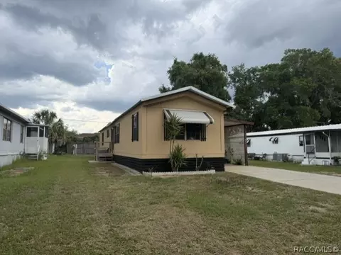 1685 N Arkansas Ter, Hernando, FL 34442 photo 2