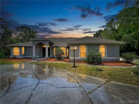 464 E Liberty St, Hernando, FL 34442