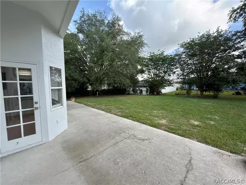 Exterior - 1078 S Softwind Loop, Lecanto, FL 34461 photo 6 of 9