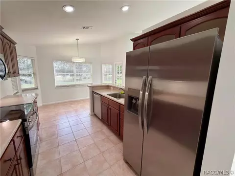 Kitchen - 1078 S Softwind Loop, Lecanto, FL 34461 photo 1 of 3