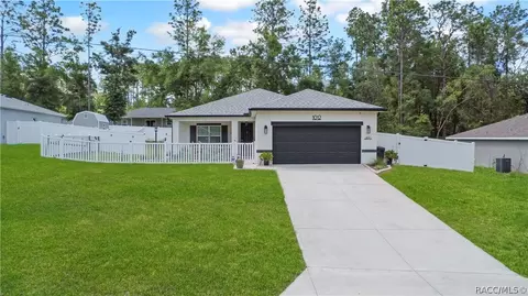 1012 W Geneva Pl, Citrus Springs, FL 34434