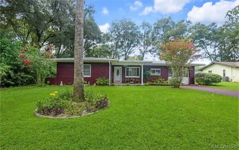 6046 E Loring Ln, Inverness, FL 34452