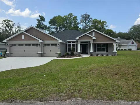 13 Geranium Ct, Homosassa, FL 34446