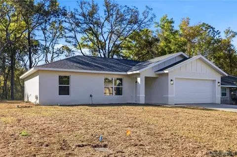 2980 W Camilo Dr, Citrus Springs, FL 34434