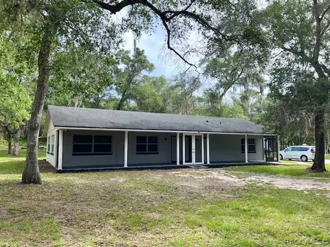 Exterior - 1801 Evelyn St, Hernando, FL 34442 photo 2 of 12