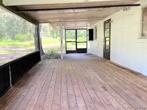 Exterior - 1801 Evelyn St, Hernando, FL 34442 photo 7 of 13