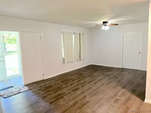 Living - 1801 Evelyn St, Hernando, FL 34442 photo 1 of 6