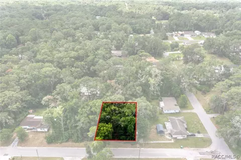 5942 E Banner Ln, Inverness, FL 34452