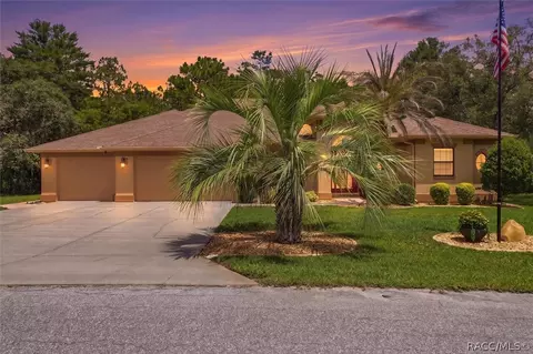 6 Heuchera Ct W, Homosassa, FL 34446