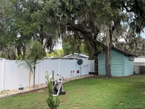 Exterior - 3604 E Onyx Pl, Hernando, FL 34442 photo 4 of 6