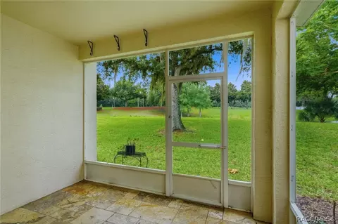 Exterior - 1672 W Spring Meadow Loop, Lecanto, FL 34461 photo 2 of 8
