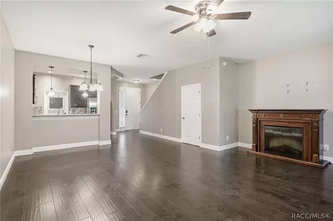Living - 1672 W Spring Meadow Loop, Lecanto, FL 34461 photo 4 of 8