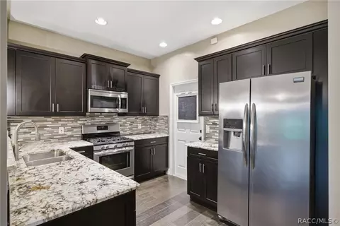 Kitchen - 1672 W Spring Meadow Loop, Lecanto, FL 34461 photo 1 of 5