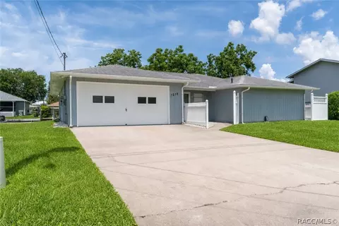 1218 SE 5th Ave, Crystal River, FL 34429