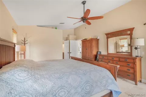 Bedroom - 612 E Hartford St, Hernando, FL 34442 photo 5 of 8