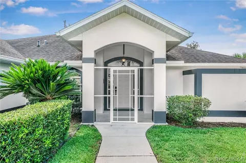 Exterior - 612 E Hartford St, Hernando, FL 34442 photo 2 of 14