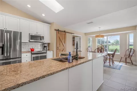 Kitchen - 612 E Hartford St, Hernando, FL 34442 photo 1 of 6