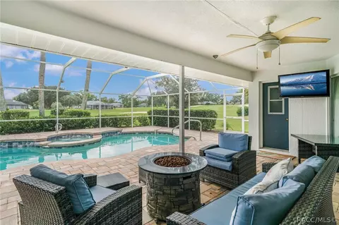 Exterior - 612 E Hartford St, Hernando, FL 34442 photo 8 of 14