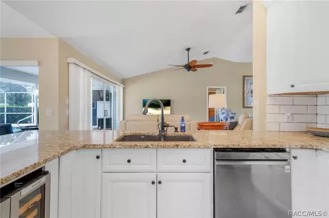 Kitchen - 612 E Hartford St, Hernando, FL 34442 photo 6 of 6