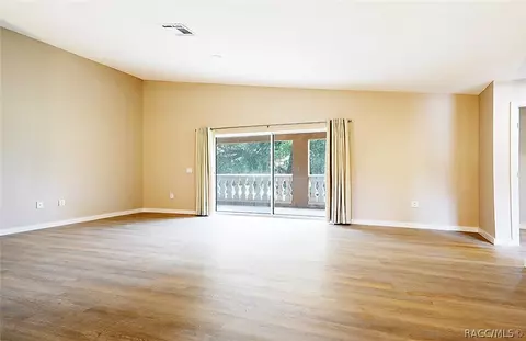 4450 E Windmill Dr #206, Inverness, FL 34453