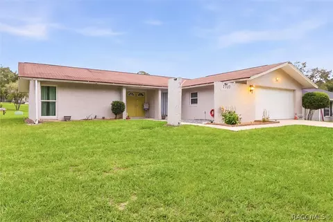 2507 Bluegrass St, Inverness, FL 34453